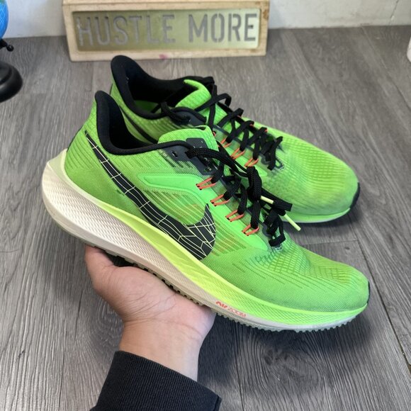 Nike Mens Air Zoom Pegasus 39 DZ4776-343 Green Running Shoes Sneakers Size 11